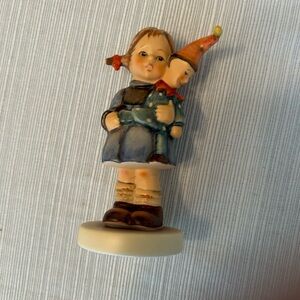 Vintage 1950’s Hummel “Christmas Surprise” Exclusive Edition!!